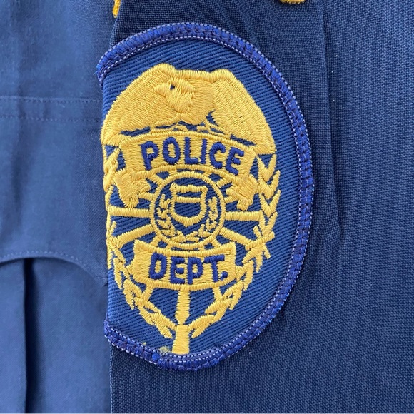 Vintage Lieutenant Police Uniform Button Up Top with patches - Picture 8 of 8